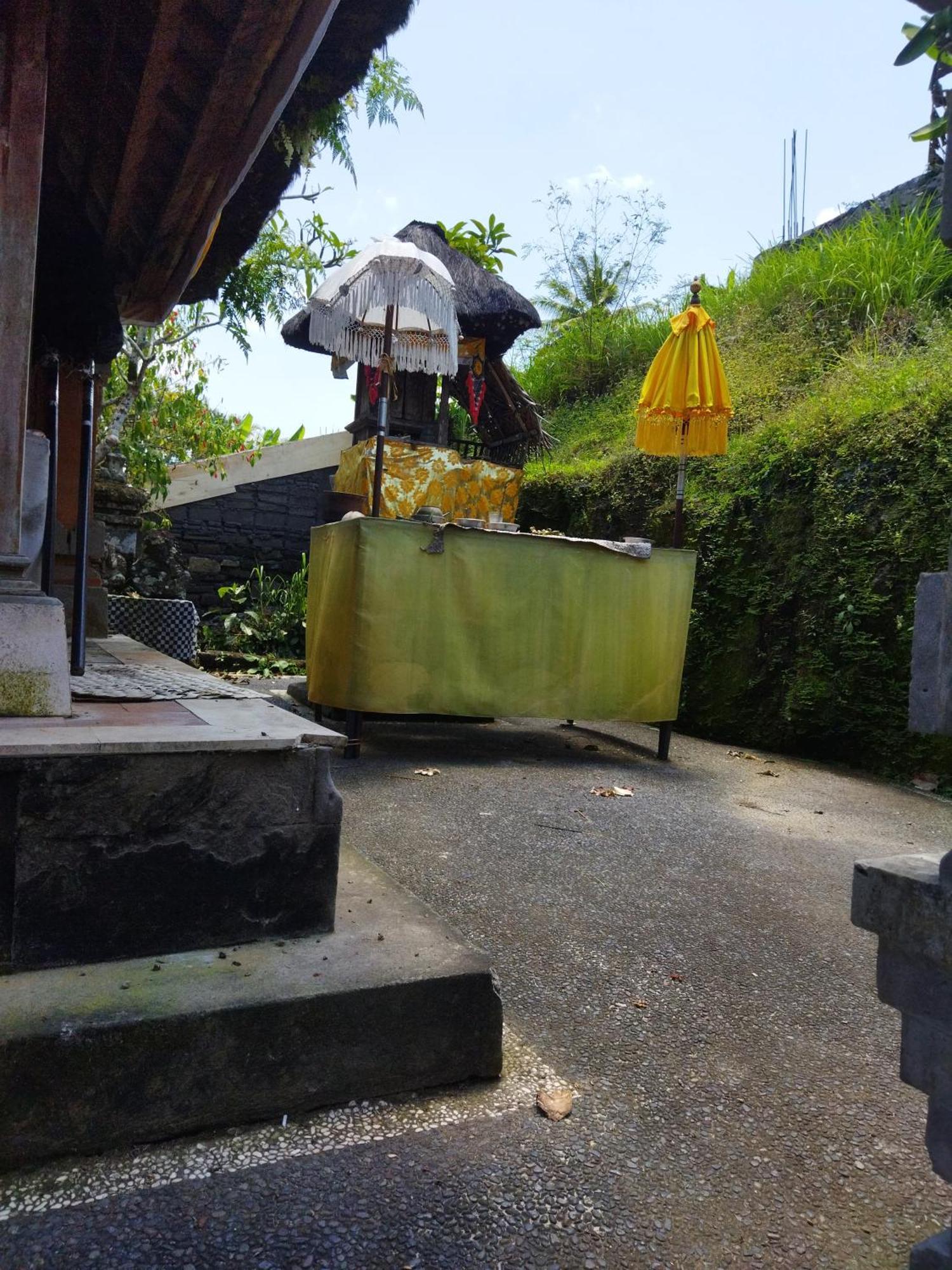 Wahwik'S House Hotel Ubud  Exterior photo